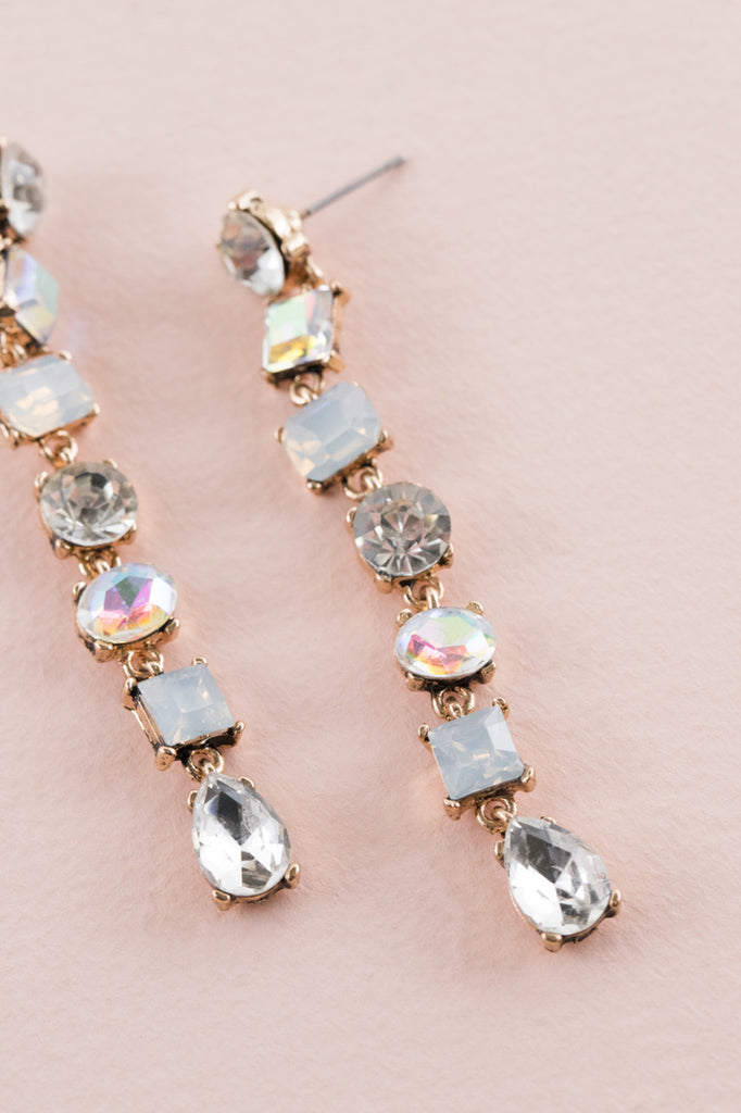 ELEGANT GIRL DROP EARRINGS