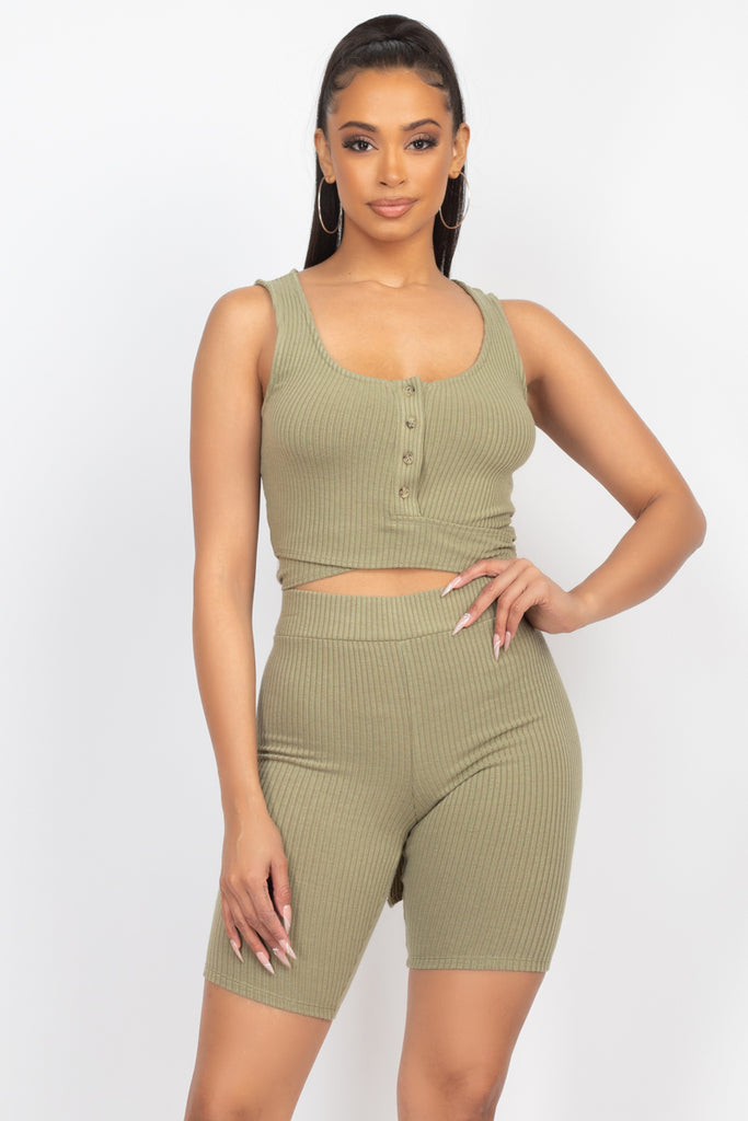 Buttons Scoop Olive Crop Top & Shorts Set