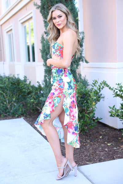 MY FAVORITE SUMMER FLORAL DRESS